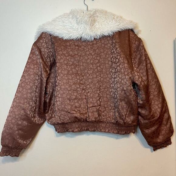 NWOT-Free People Crafted Floral Bomber Jacket Peach zip up with fur collar Sz:SM - Picture 5 of 5